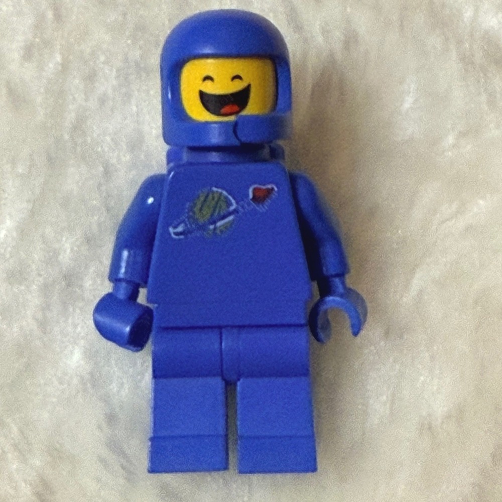 LEGO Movie Benny Minifigure Blue Spaceman Classic Space 70816